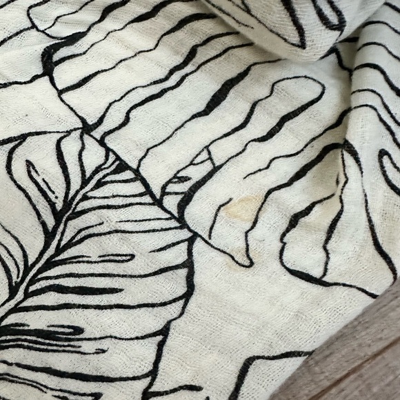 Elan Strapless Cream Leaf Print Dress - Picture 7 of 13